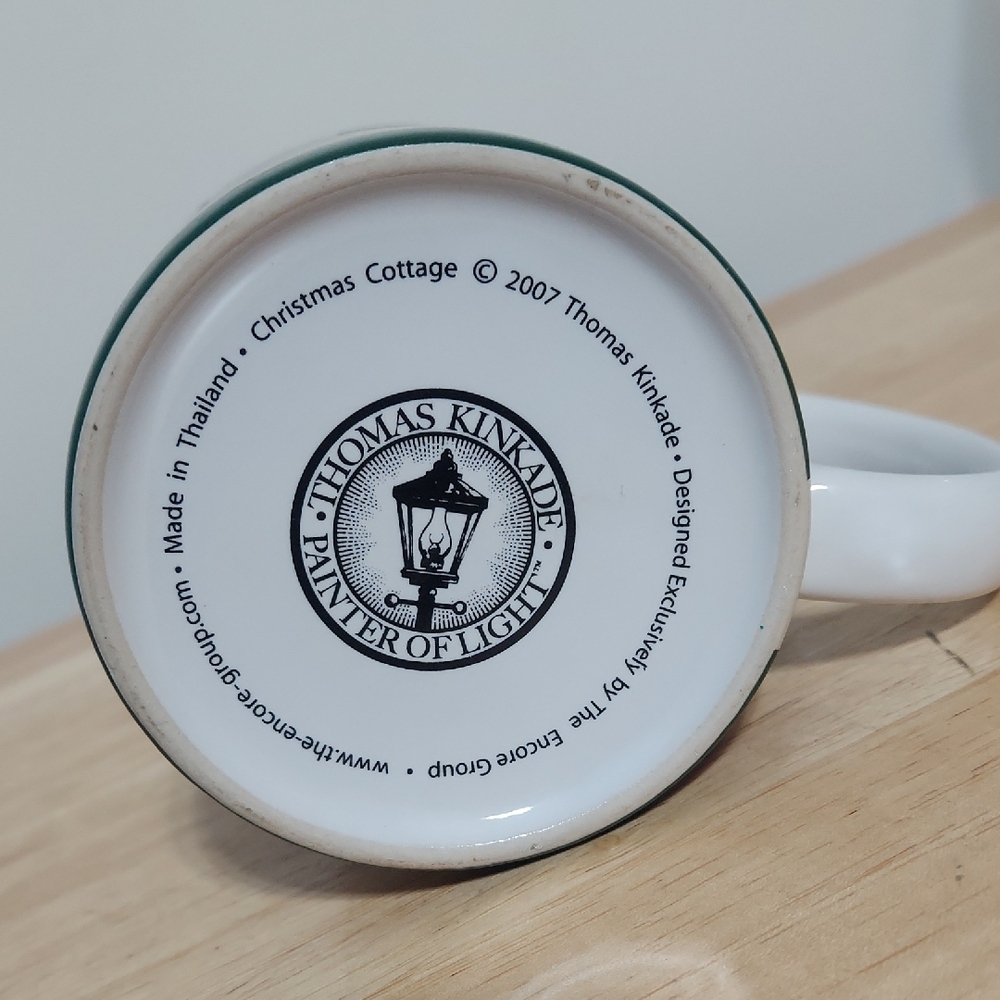 Thomas Kinkade "Painter of Light" Christmas Cottage coffee mug from 2007 - Picture 4 of 4
